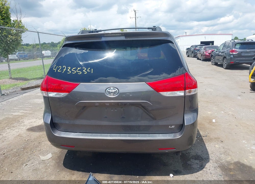 2014 TOYOTA SIENNA LE V6 8 PASSENGER VIN: 5TDKK3DC3ES435091