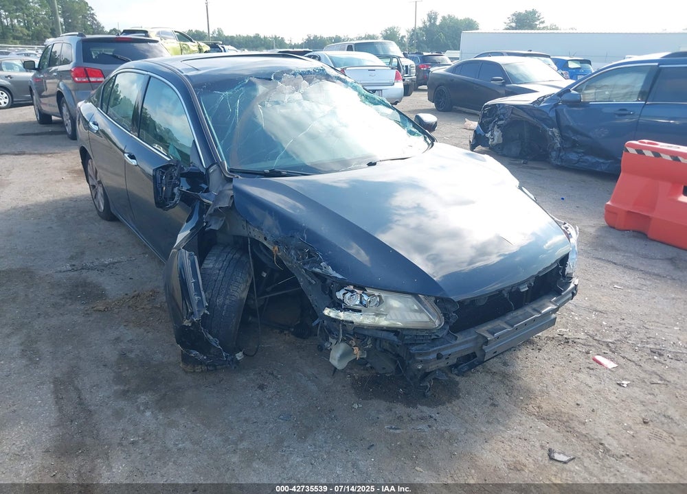 2013 HONDA ACCORD VIN: 1HGCR3F96DA029286