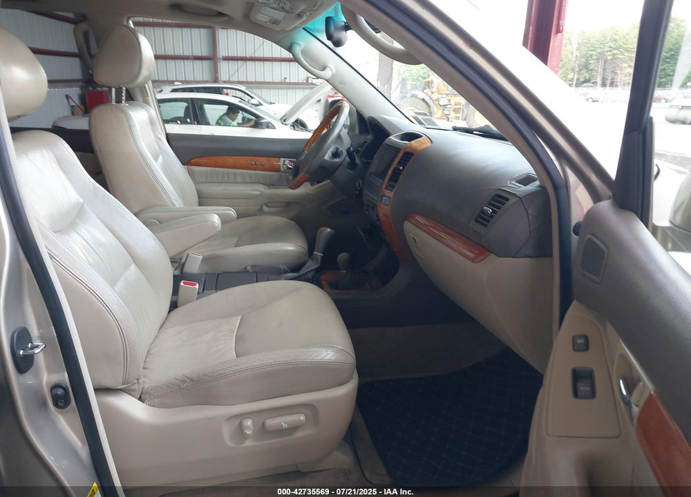 2004 LEXUS GX 470 VIN: JTJBT20X440047771