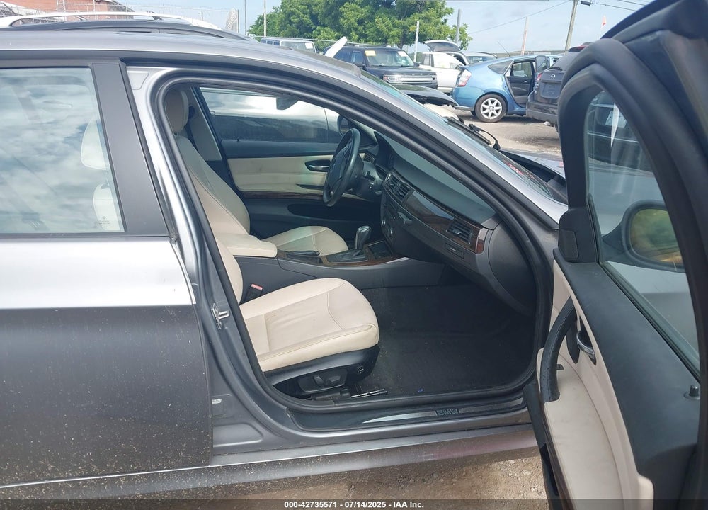 2011 BMW 3 SERIES VIN: WBAPK5C5XBF123119