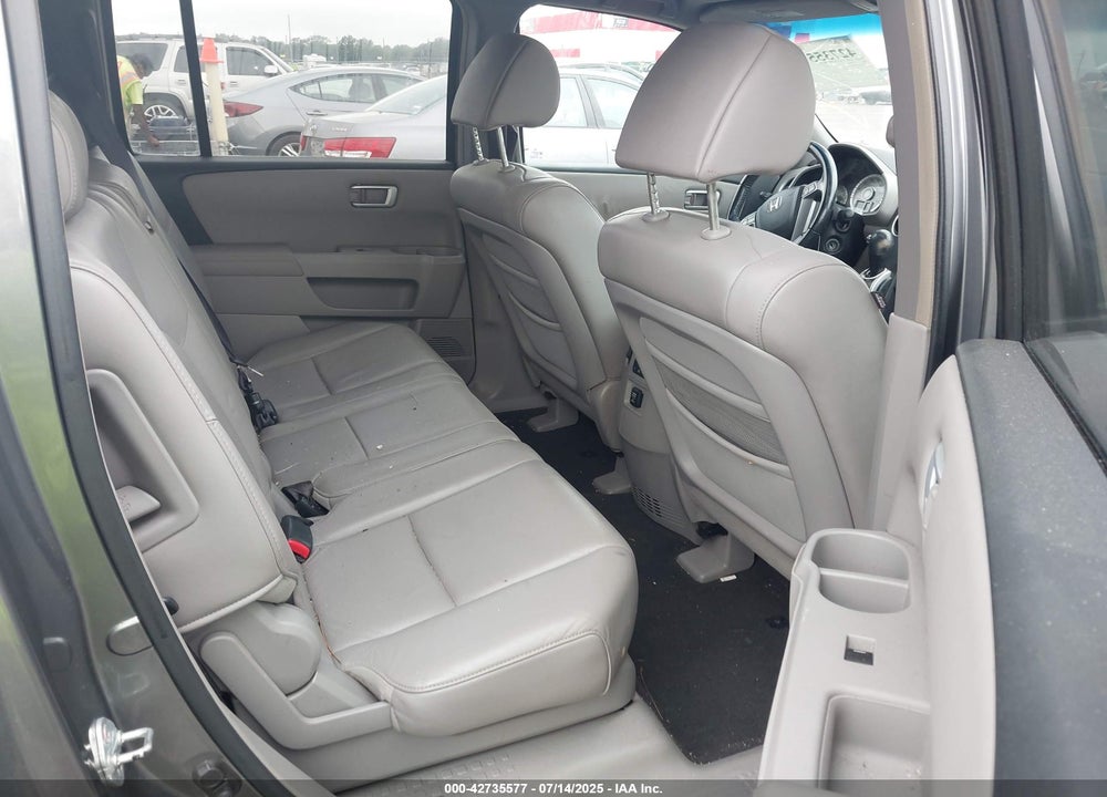 2009 HONDA PILOT VIN: 5FNYF38569B025471