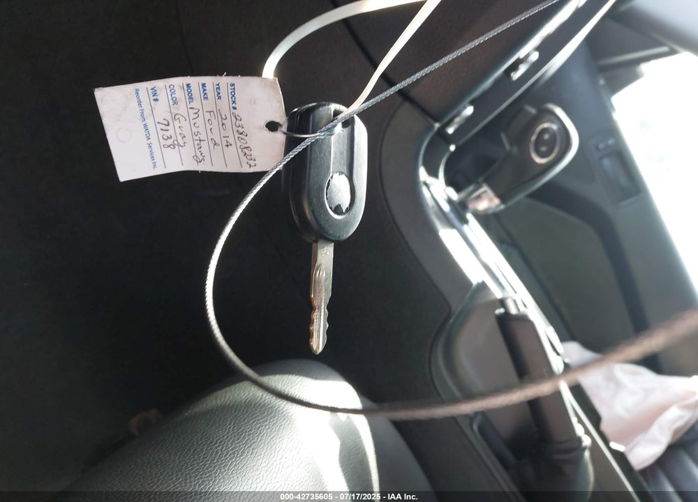 2014 FORD MUSTANG VIN: 1ZVBP8CF2E5217138