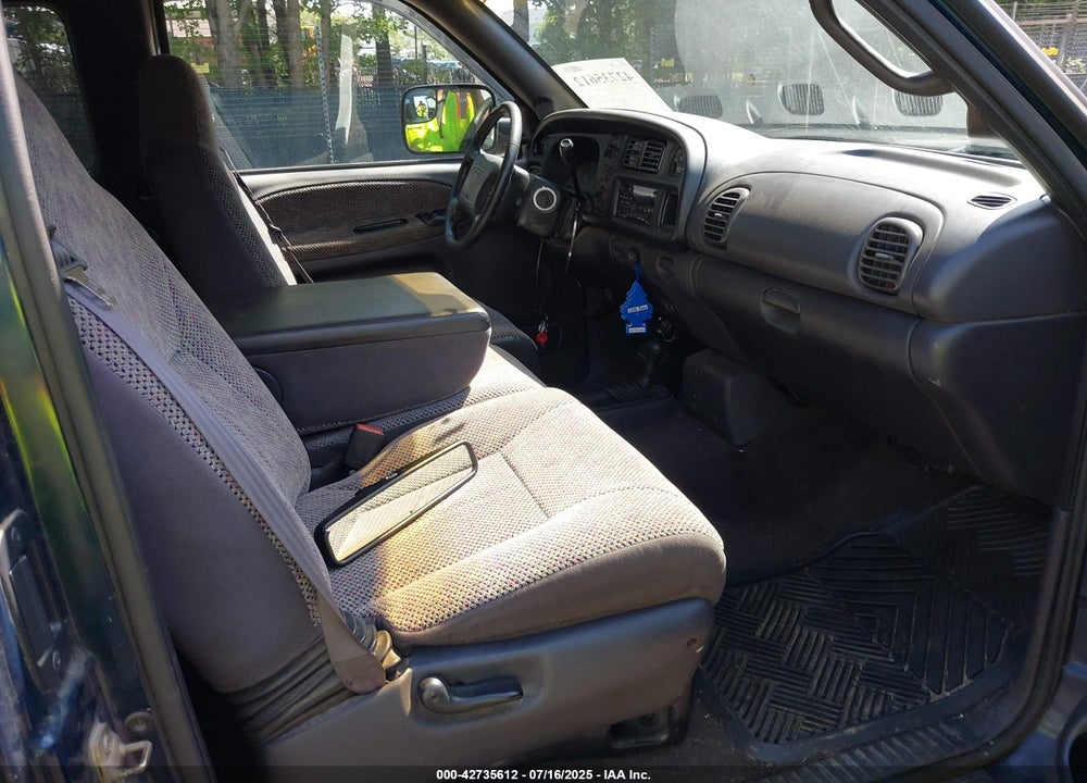 2000 DODGE RAM 2500 ST VIN: 1B7KF2360YJ184851