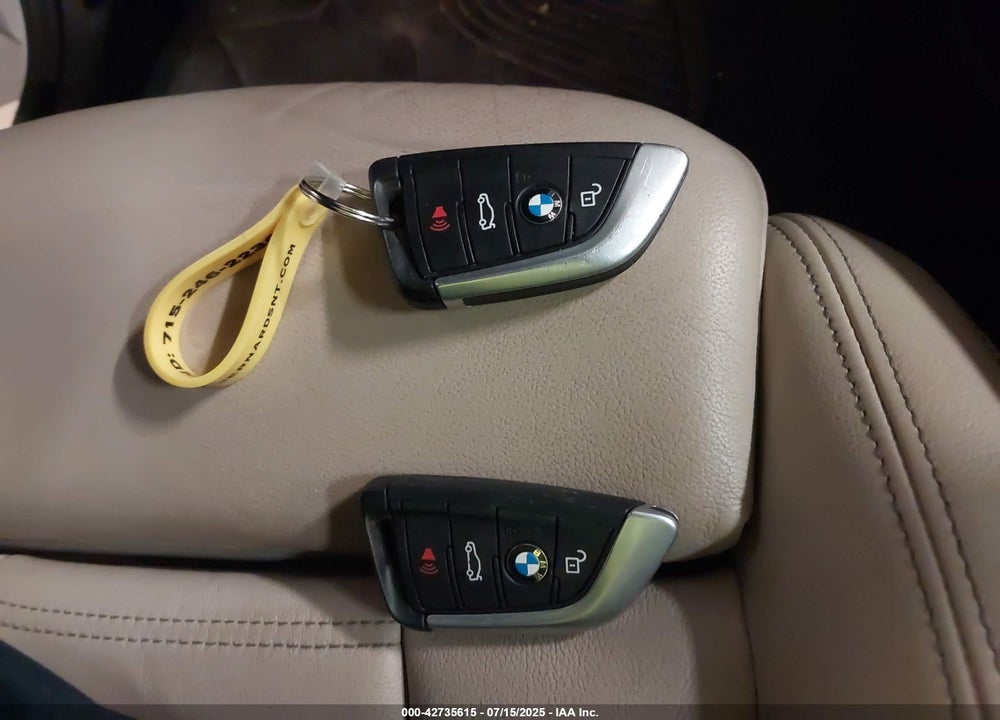2019 BMW X3 VIN: 5UXTR9C52KLE12017