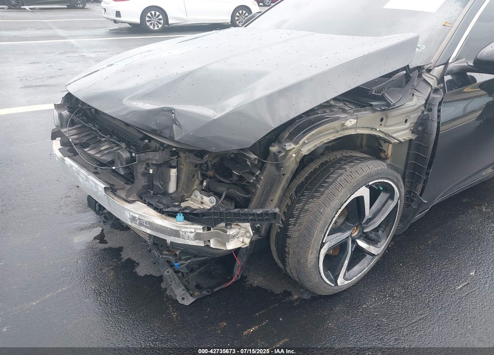 2019 HONDA ACCORD VIN: 1HGCV1F34KA029747