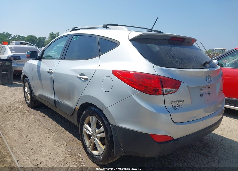2012 HYUNDAI TUCSON GLS VIN: KM8JU3AC7CU386928