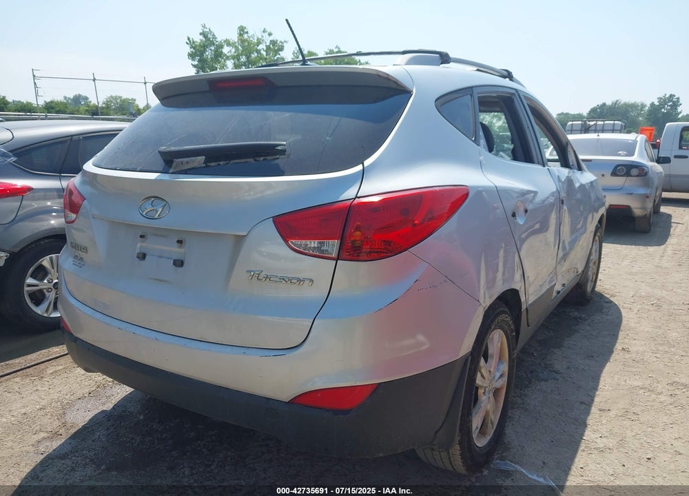 2012 HYUNDAI TUCSON GLS VIN: KM8JU3AC7CU386928