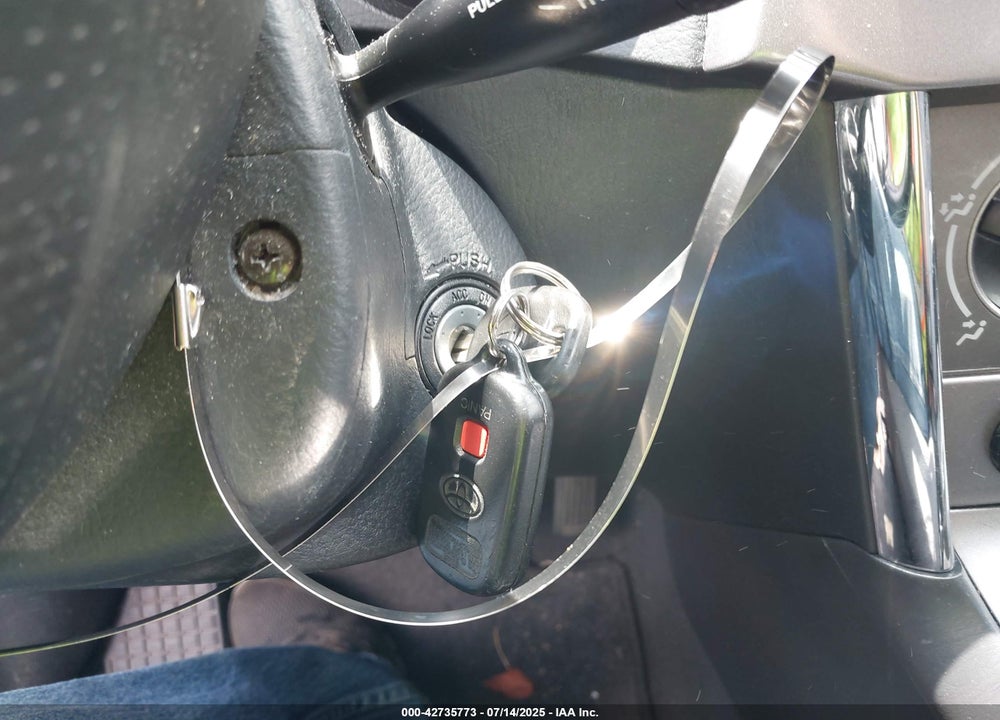 2005 TOYOTA MATRIX/XR VIN: 2T1KR32E35C346968