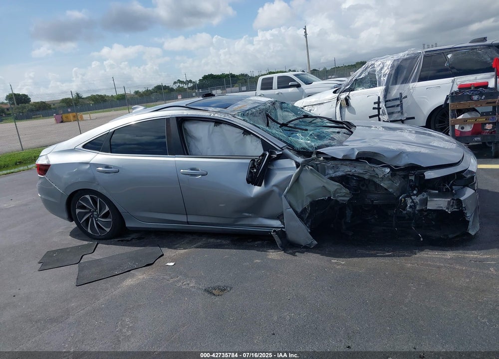 2019 HONDA INSIGHT VIN: 19XZE4F96KE009818