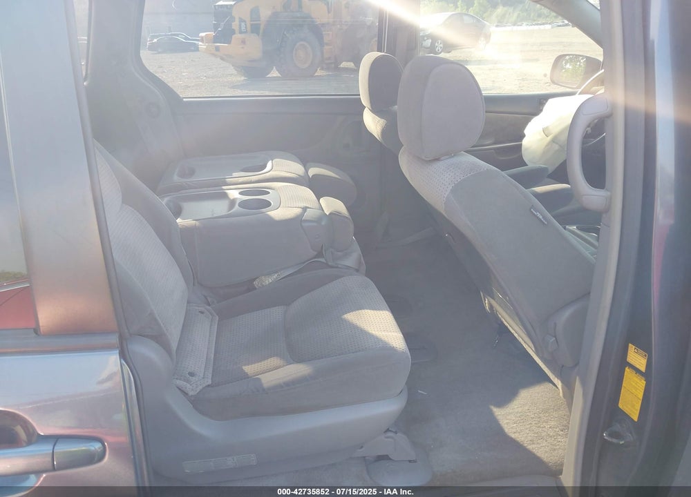 2007 TOYOTA SIENNA VIN: 5TDZK23C47S084883