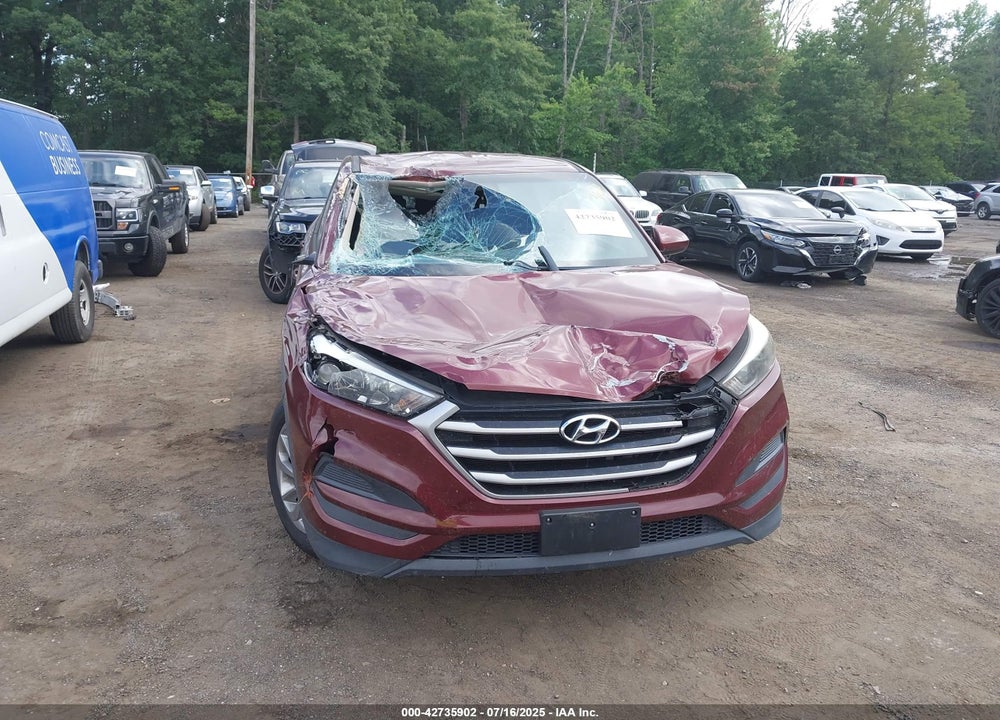 2018 HYUNDAI TUCSON SE VIN: KM8J23A48JU611675