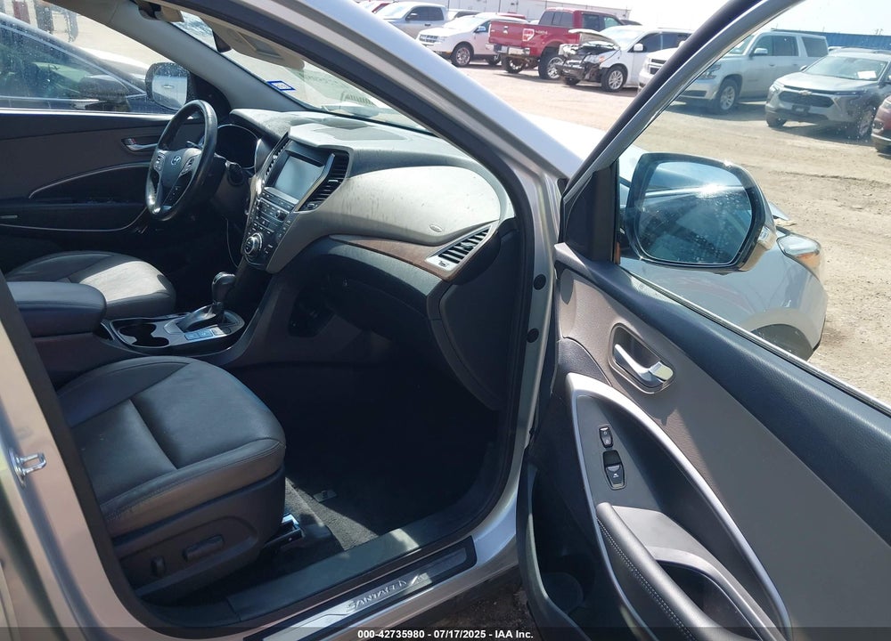 2019 HYUNDAI SANTA FE VIN: KM8SR4HF0KU304905