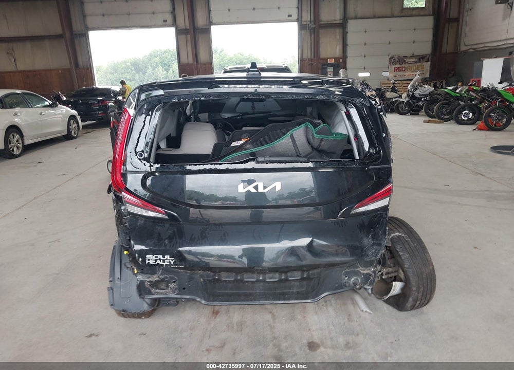2023 KIA SOUL VIN: KNDJ23AU3P7851745