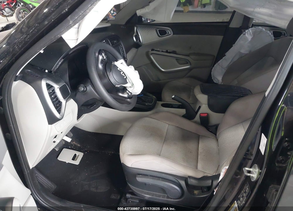 2023 KIA SOUL VIN: KNDJ23AU3P7851745
