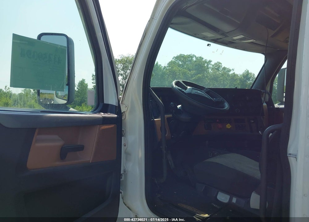 2021 FREIGHTLINER NEW CASCADIA 126 VIN: 3AKJHHDRXMSML1693