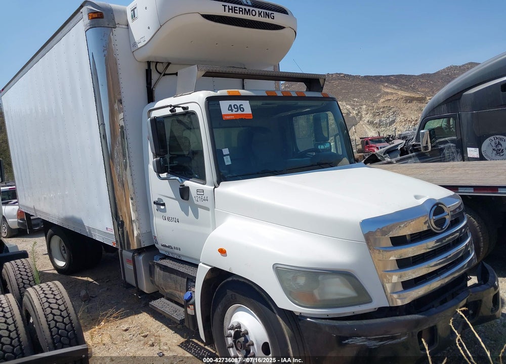 2015 HINO 338 VIN: 5PVNV8JP2F4S50410