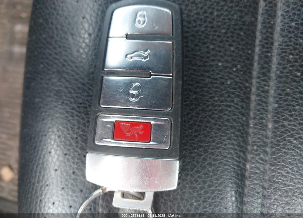 2013 VOLKSWAGEN CC VIN: WVWBN7AN2DE520397