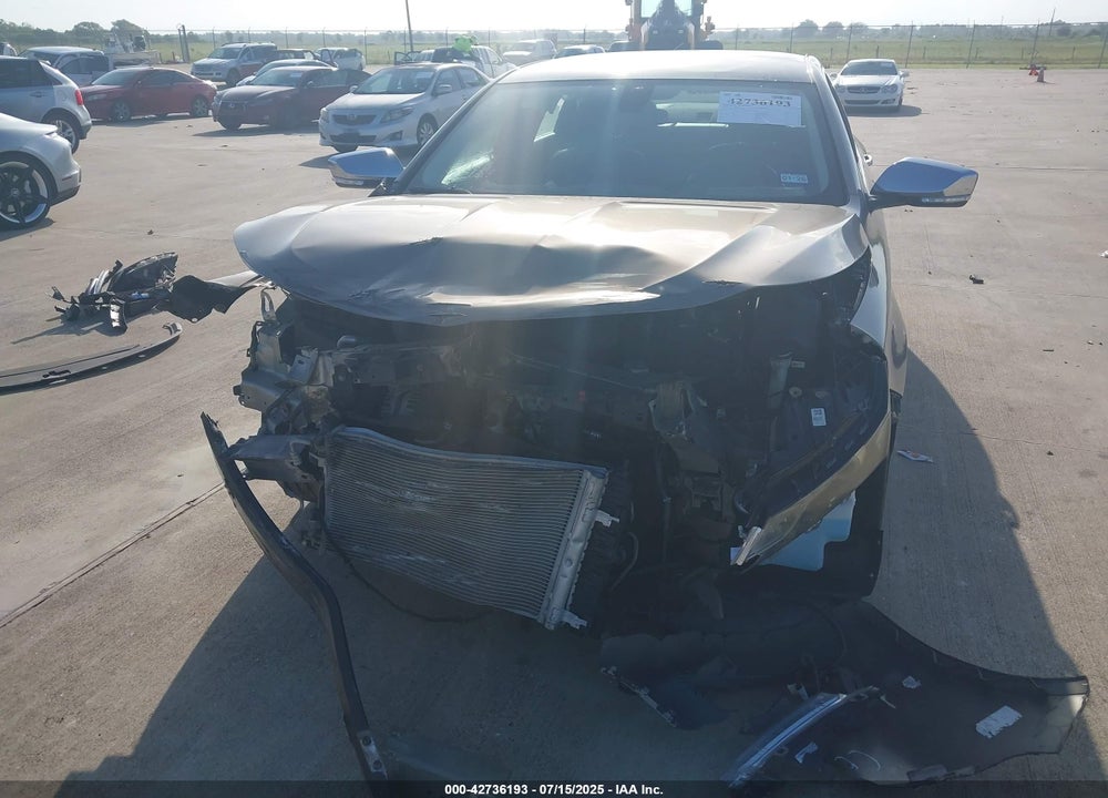 2019 CHEVROLET IMPALA VIN: 1G1105S32KU134926
