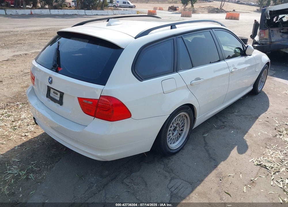 2009 BMW 3 SERIES VIN: WBAUT93599A191104