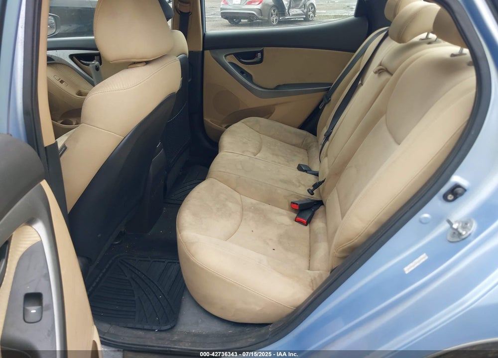 2012 HYUNDAI ELANTRA VIN: KMHDH4AE4CU361364