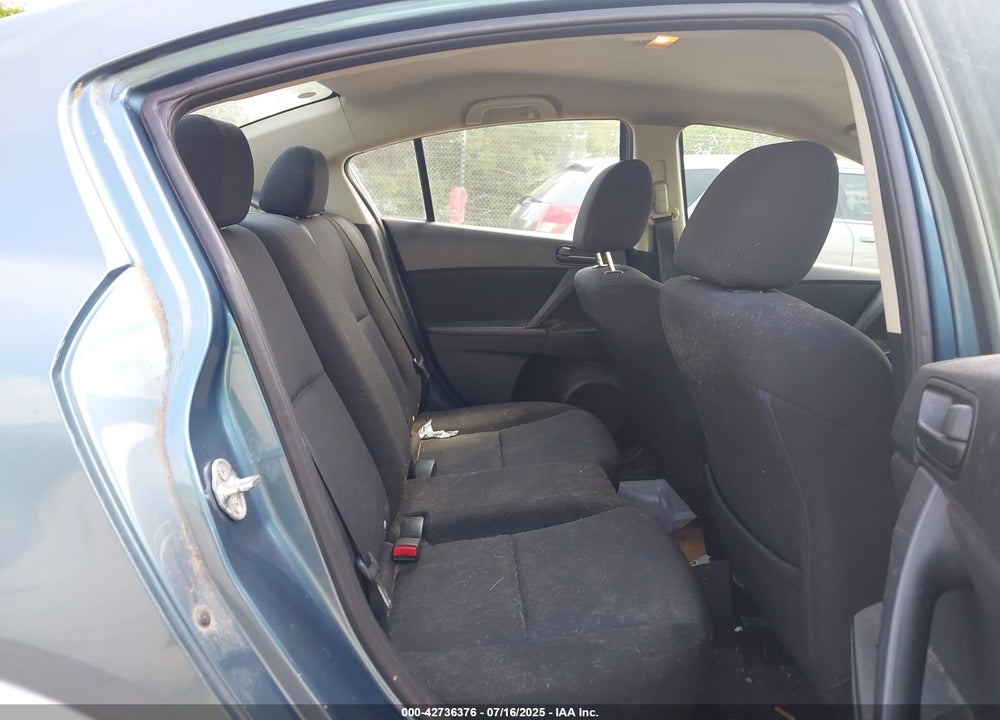 2011 MAZDA MAZDA3 VIN: JM1BL1UF9B1486874