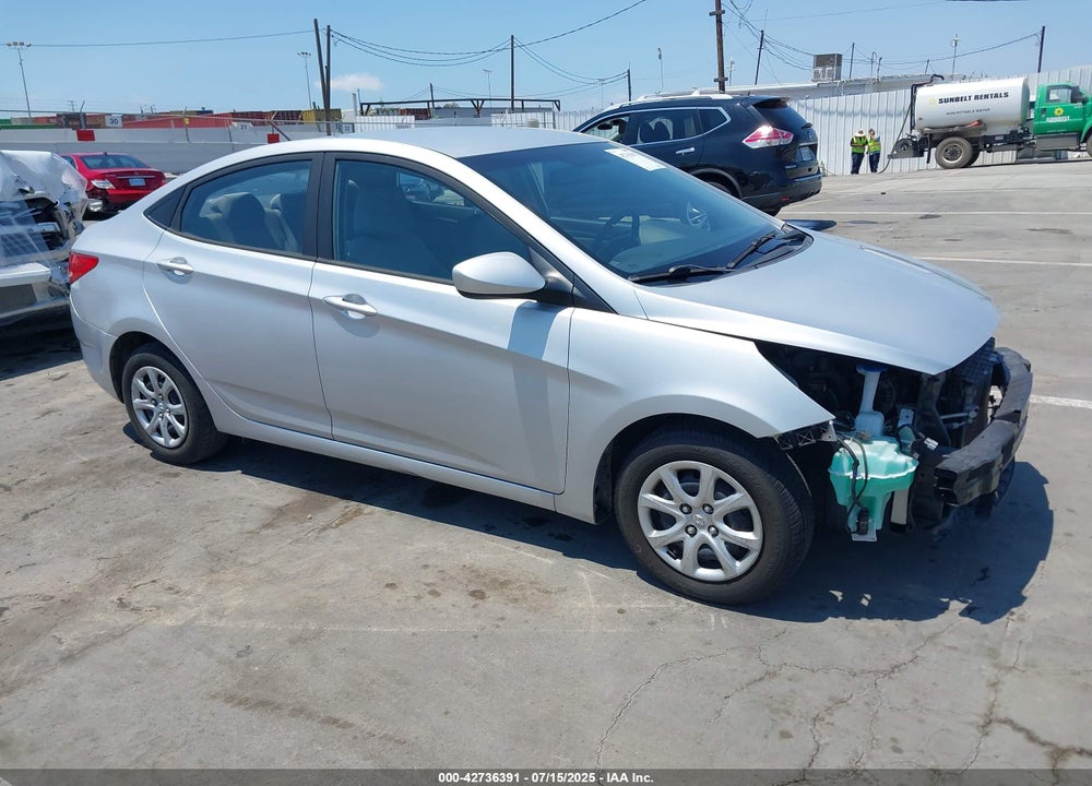 2013 HYUNDAI ACCENT GLS VIN: KMHCT4AE2DU548906