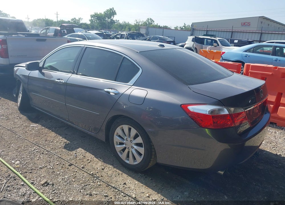 2013 HONDA ACCORD EX-L V-6 VIN: 1HGCR3F87DA016442