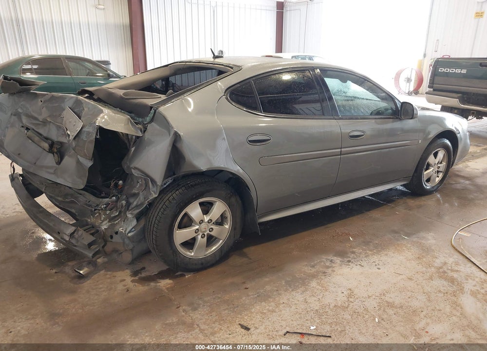 2007 PONTIAC GRAND PRIX VIN: 2G2WP552271175298