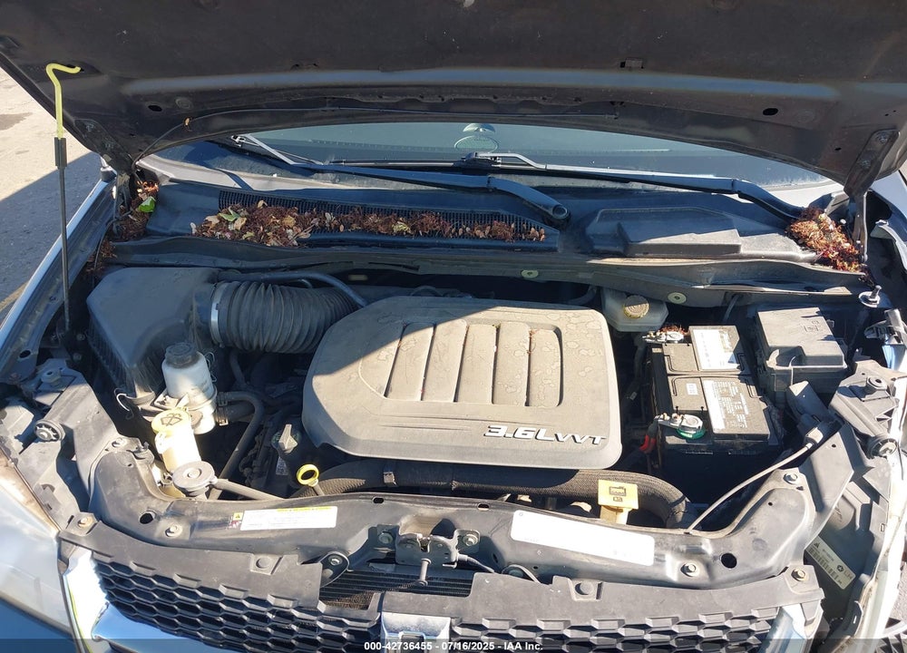 2012 DODGE GRAND CARAVAN CREW VIN: 2C4RDGDGXCR298854