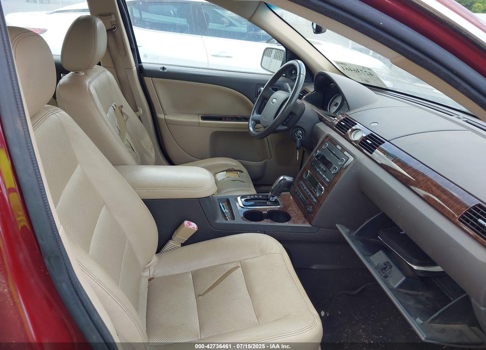 2008 FORD TAURUS VIN: 1FAHP25W58G138701