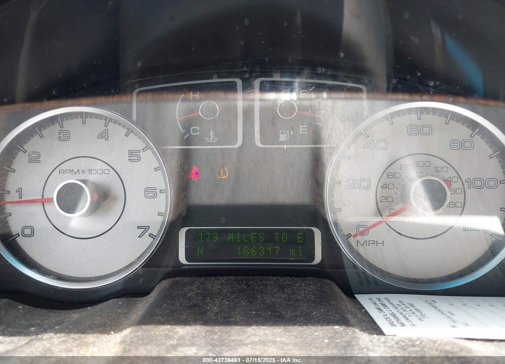 2008 FORD TAURUS VIN: 1FAHP25W58G138701