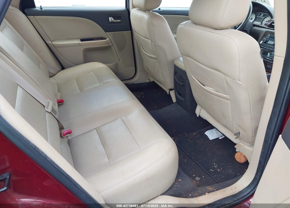 2008 FORD TAURUS VIN: 1FAHP25W58G138701