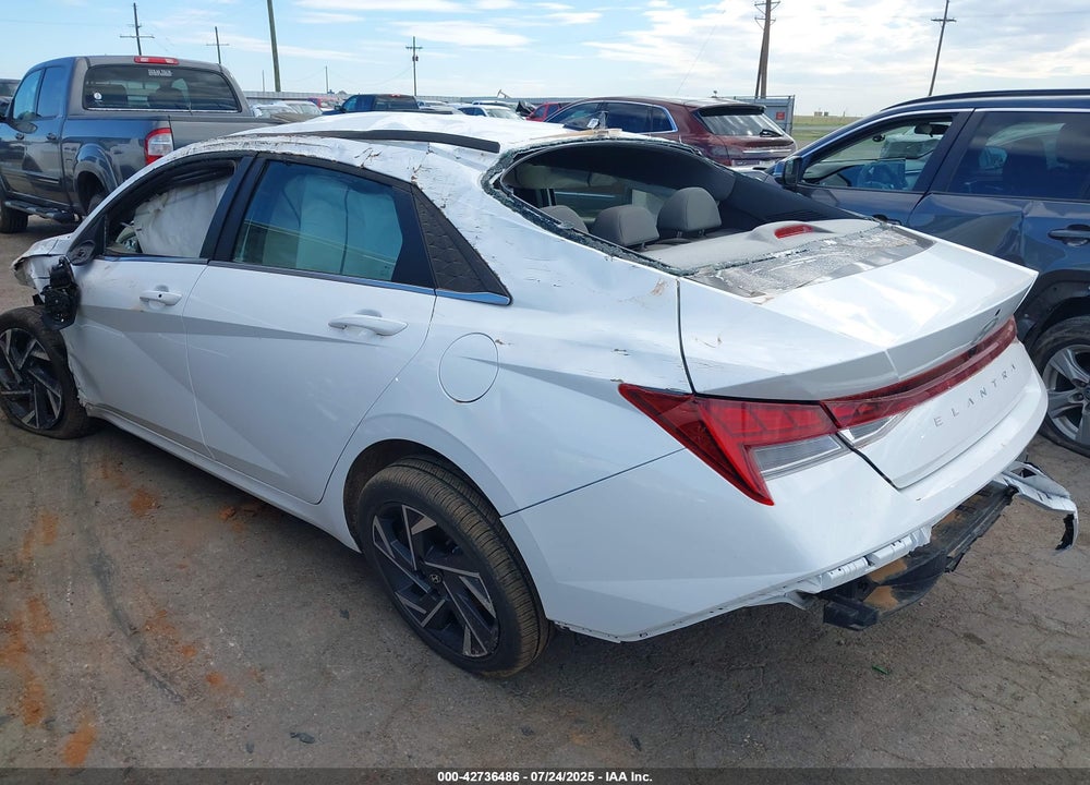 2025 HYUNDAI ELANTRA VIN: KMHLS4DG9SU970426