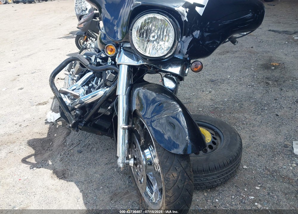 2009 HARLEY-DAVIDSON FLHX VIN: 1HD1KB4139Y630458