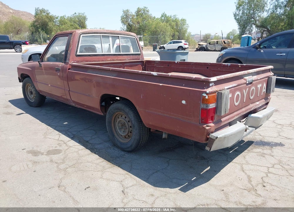 1985 TOYOTA PICKUP 1/2 TON RN55 VIN: JT4RN55R5F0104215