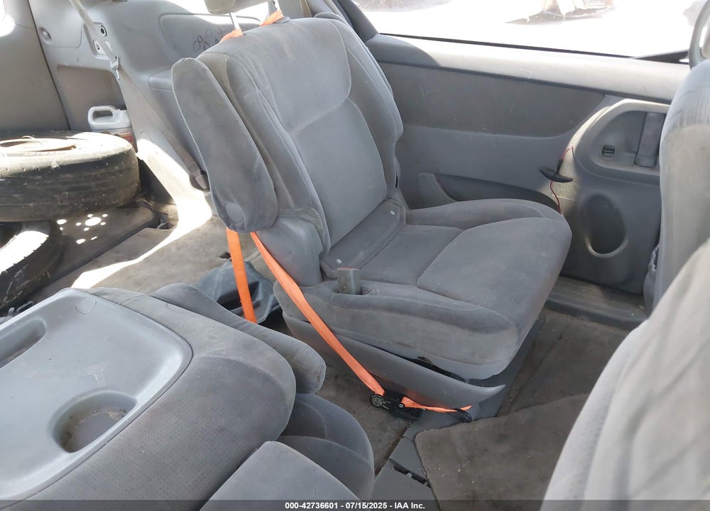 2005 TOYOTA SIENNA VIN: 5TDZA23C05S346348