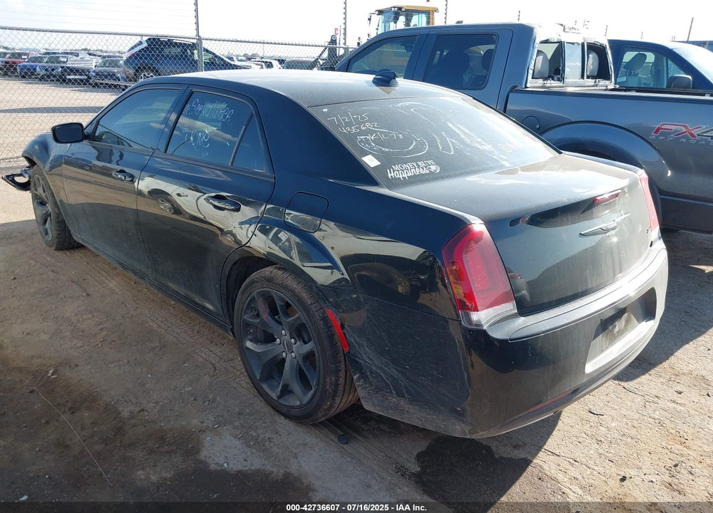 2022 CHRYSLER 300 VIN: 2C3CCAAG1NH134397