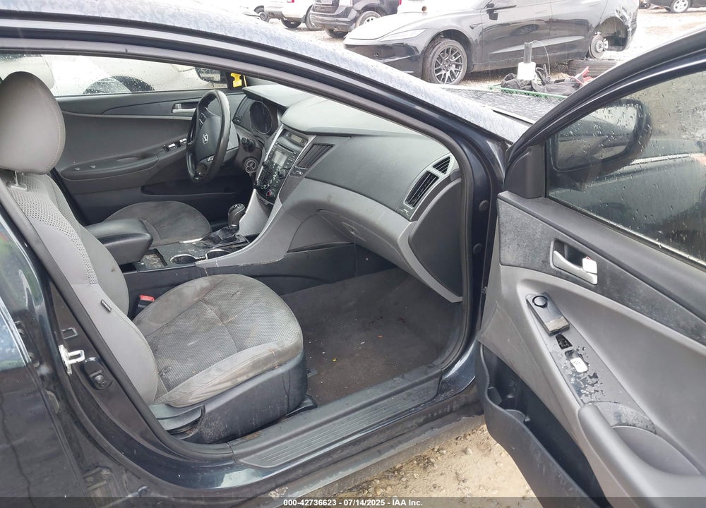 2013 HYUNDAI SONATA VIN: 5NPEB4ACXDH593973
