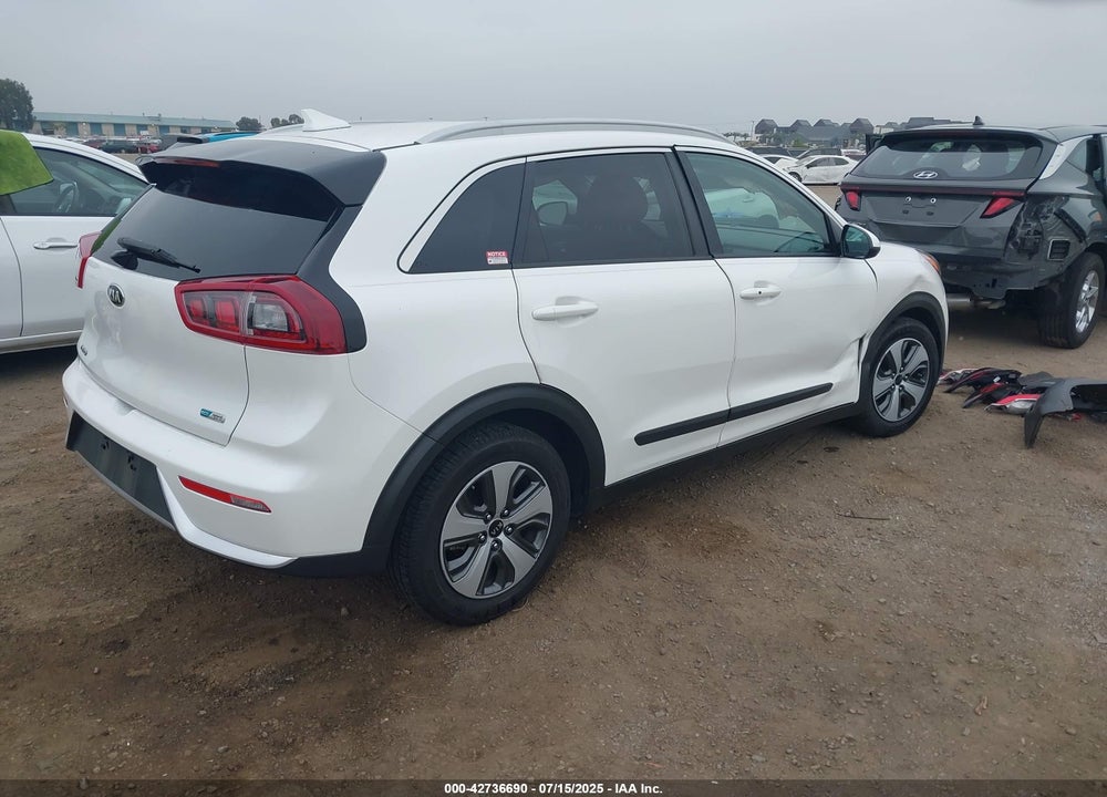 2017 KIA NIRO LX VIN: KNDCB3LC1H5085086