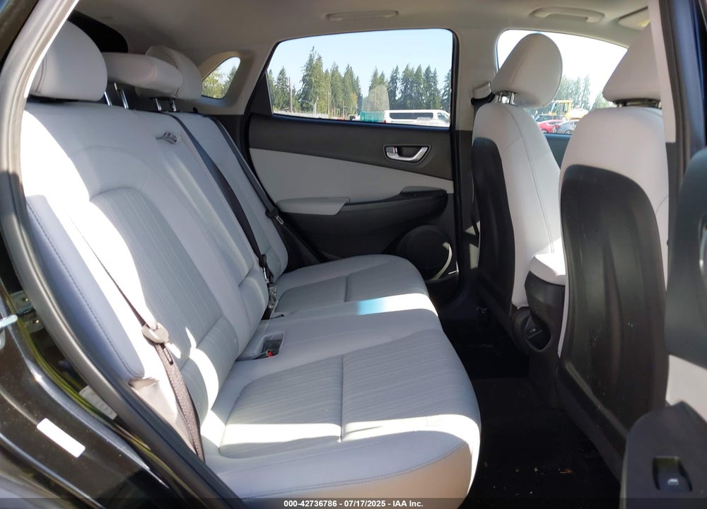 2023 HYUNDAI KONA VIN: KM8K3CAB7PU975949