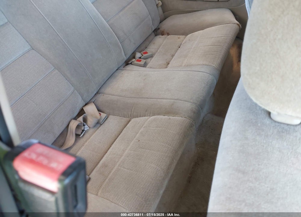 1990 HONDA ACCORD VIN: 1HGCB7160LA079365