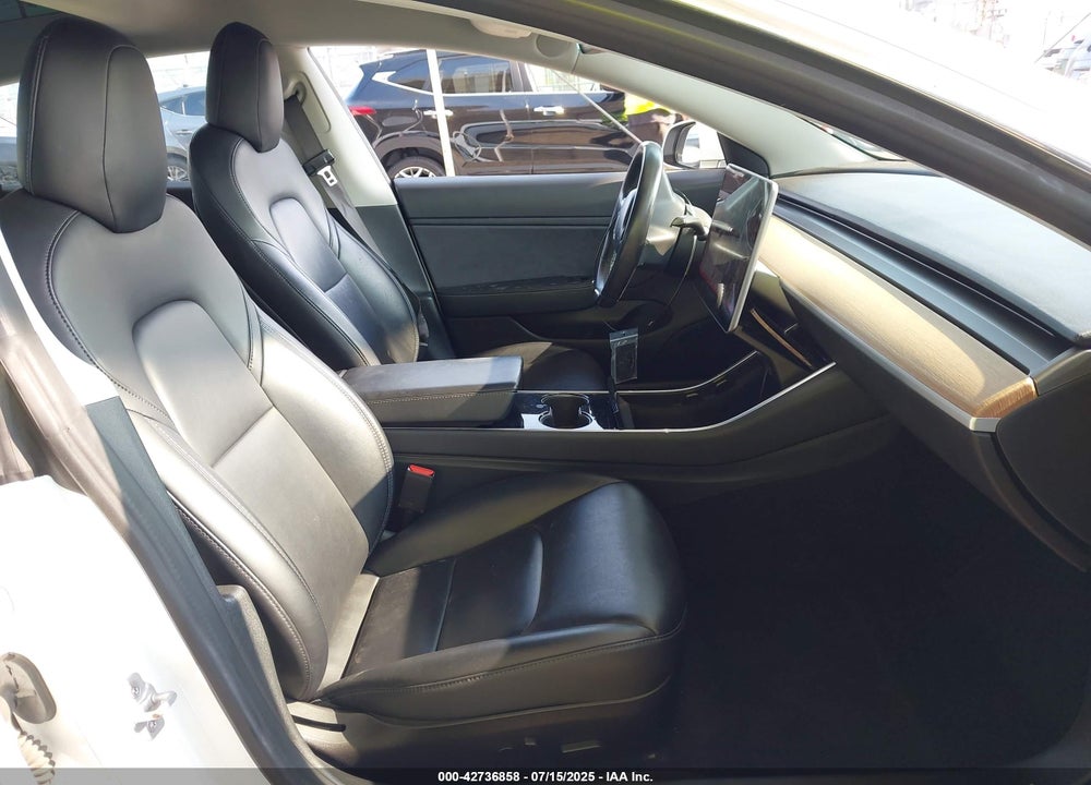 2018 TESLA MODEL 3 LONG RANGE/MID RANGE VIN: 5YJ3E1EA7JF044277