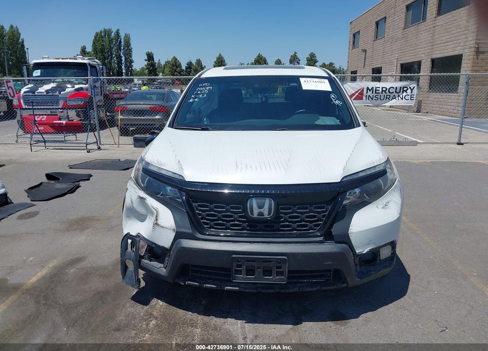 2020 HONDA PASSPORT AWD EX-L VIN: 5FNYF8H56LB008688