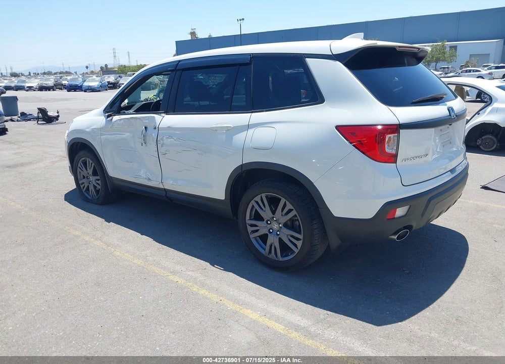2020 HONDA PASSPORT AWD EX-L VIN: 5FNYF8H56LB008688