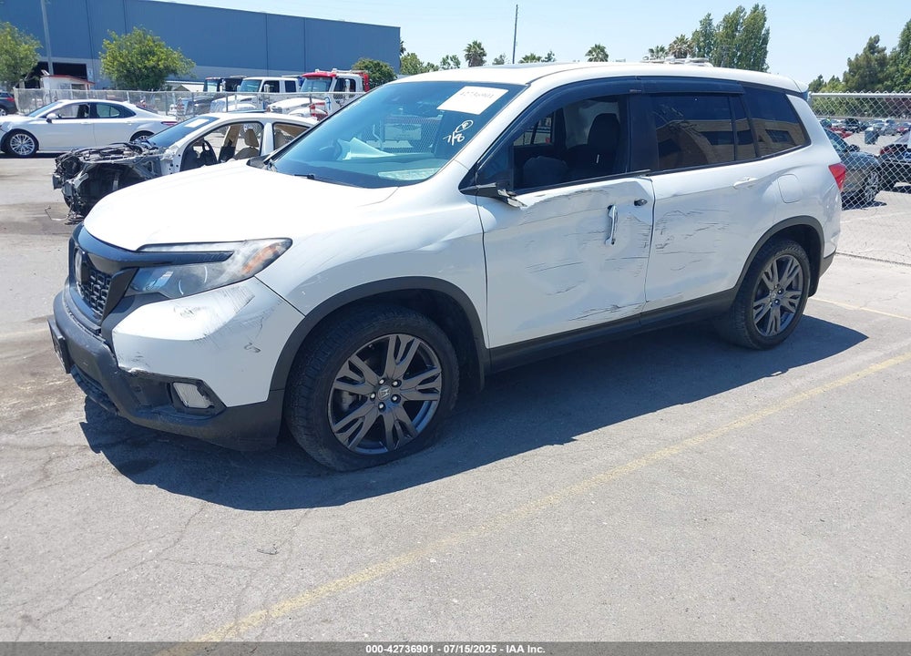 2020 HONDA PASSPORT AWD EX-L VIN: 5FNYF8H56LB008688