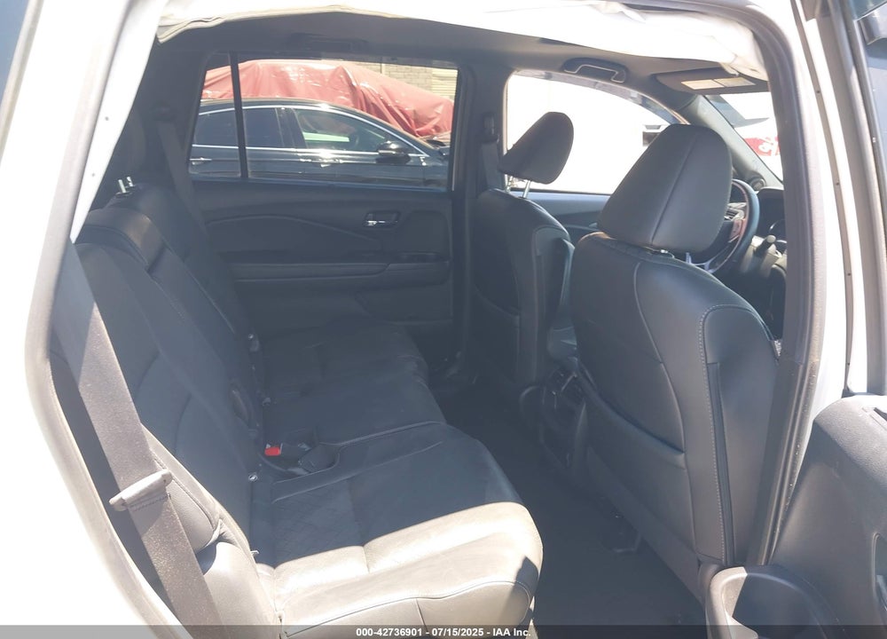 2020 HONDA PASSPORT AWD EX-L VIN: 5FNYF8H56LB008688