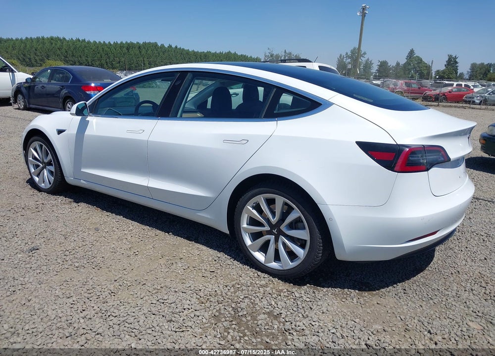 2018 TESLA MODEL 3 LONG RANGE/MID RANGE VIN: 5YJ3E1EA4JF062932