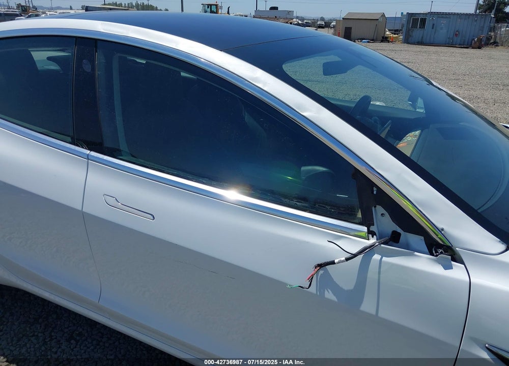 2018 TESLA MODEL 3 LONG RANGE/MID RANGE VIN: 5YJ3E1EA4JF062932