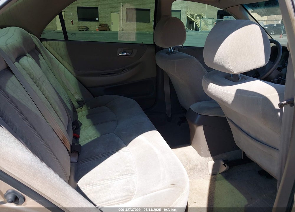 2000 HONDA ACCORD 2.3 LX VIN: 3HGCG6659YG702289