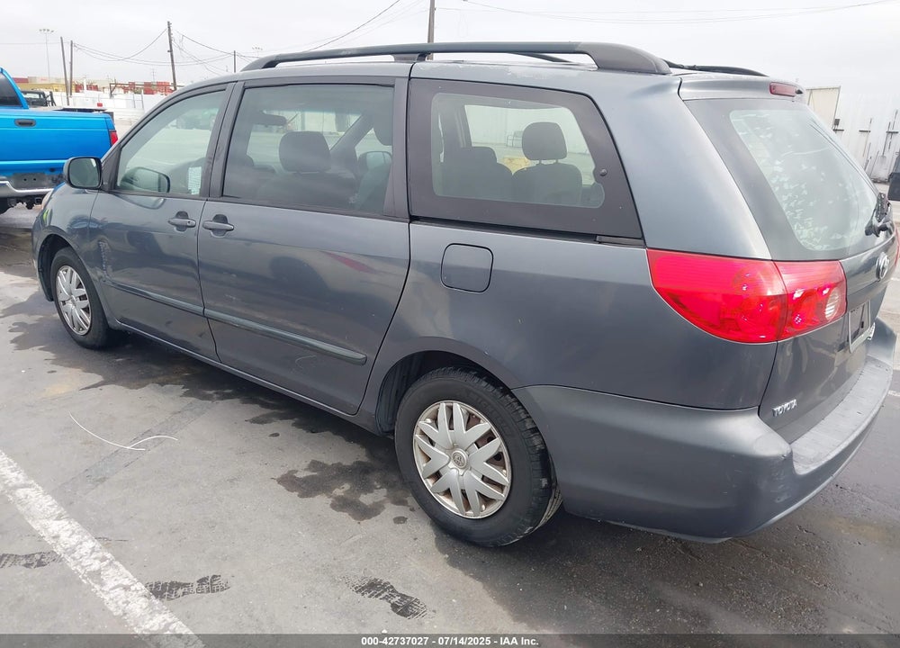 2008 TOYOTA SIENNA VIN: 5TDZK23C38S101643